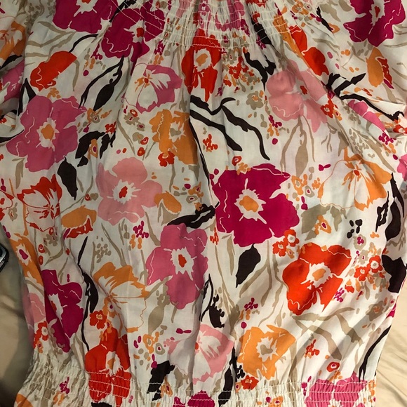 Peasant Blouse by Signature by Larry Levine. - Picture 3 of 6